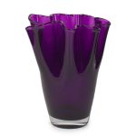 Fioletowy szklany wazon z pofalowanym brzegiem, 23cm